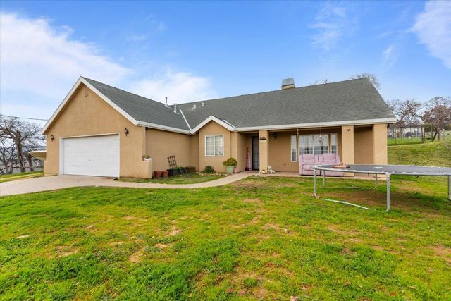 4040 Flint Trl, Copperopolis, CA 95228