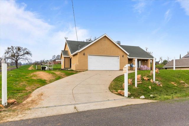 4040 Flint Trl, Copperopolis, CA 95228