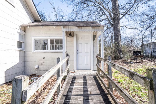 5356 Greenbriar Road, Chattanooga, TN 37412