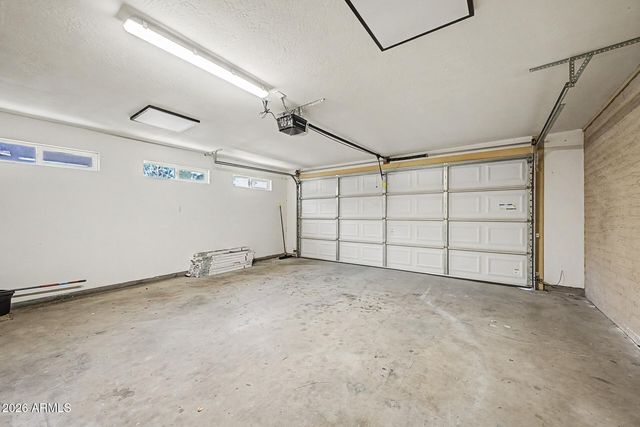 29 E FOOTHILL Drive, Phoenix, AZ 85020