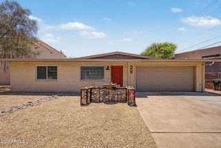 29 E FOOTHILL Drive, Phoenix, AZ 85020