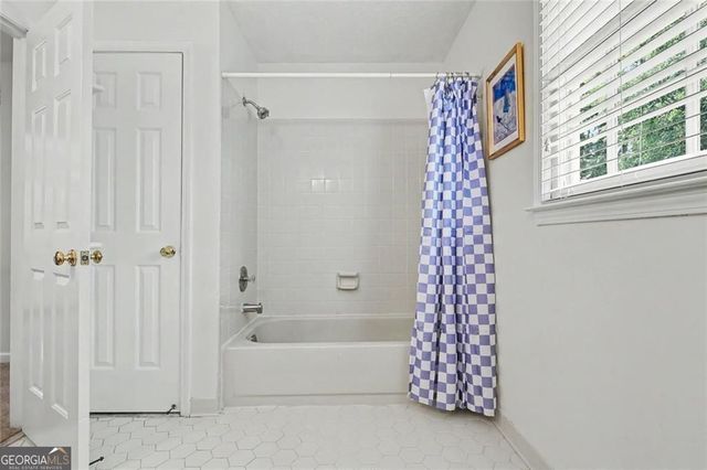4850 Bainbridge Court SW, Lilburn, GA 30047