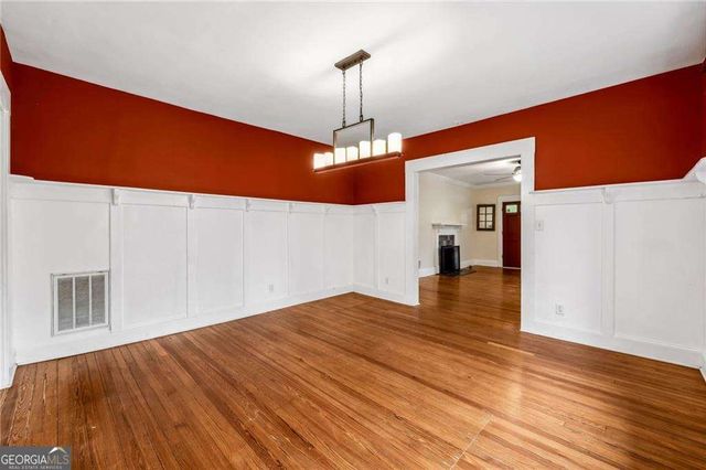 976 Hall Place NW, Atlanta, GA 30318