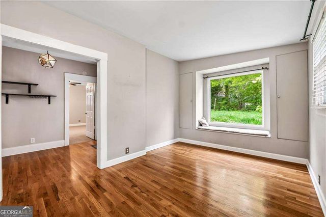 976 Hall Place NW, Atlanta, GA 30318