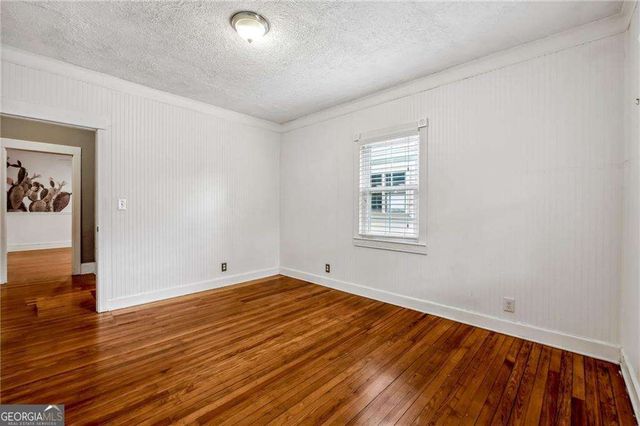 976 Hall Place NW, Atlanta, GA 30318