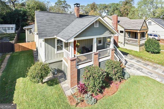976 Hall Place NW, Atlanta, GA 30318
