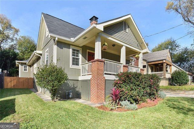 976 Hall Place NW, Atlanta, GA 30318