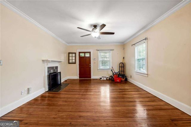 976 Hall Place NW, Atlanta, GA 30318