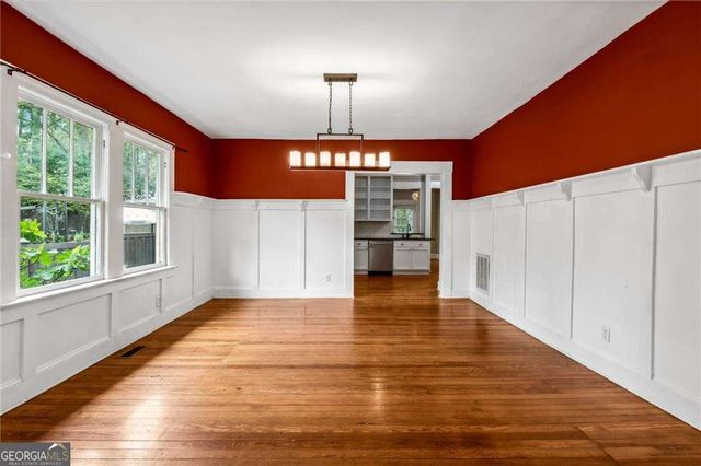 976 Hall Place NW, Atlanta, GA 30318