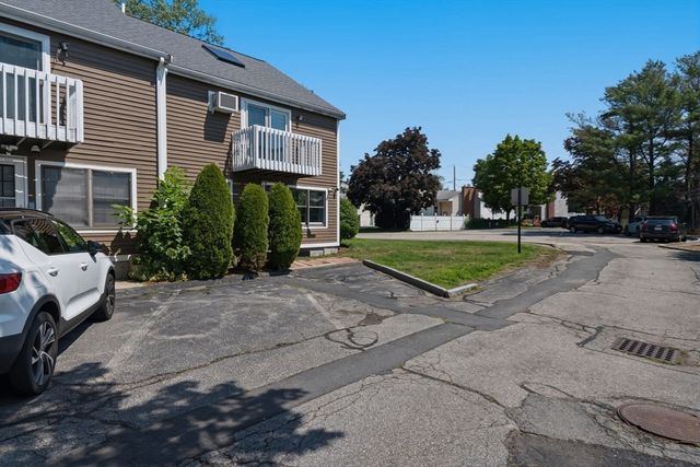2 Anderson Way 2, Malden, MA 02148