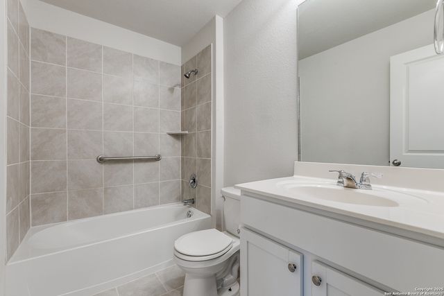 4843 Closed Grip, San Antonio, TX 78261