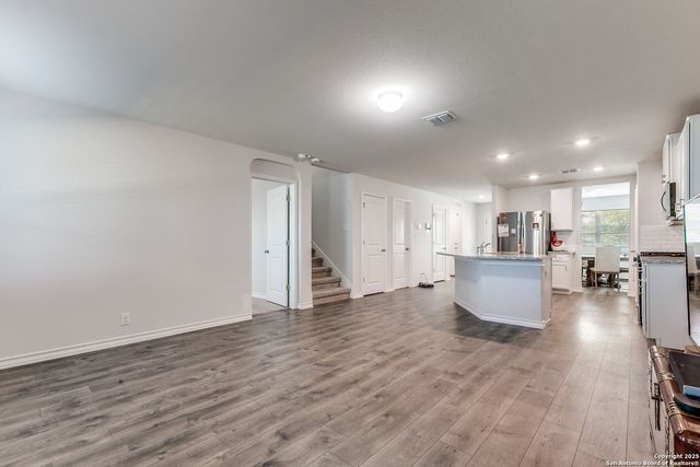 4843 Closed Grip, San Antonio, TX 78261