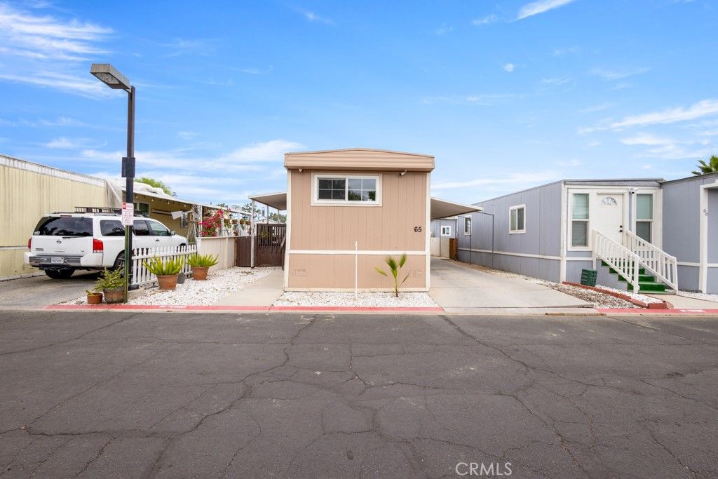 350 E San Jacinto 65, Perris, CA 92571 — photo 2