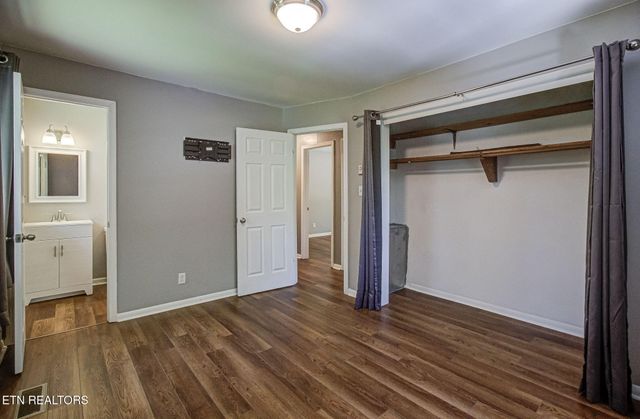 5312 Mohawk Drive, Knoxville, TN 37914