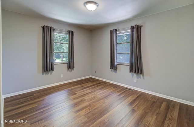5312 Mohawk Drive, Knoxville, TN 37914