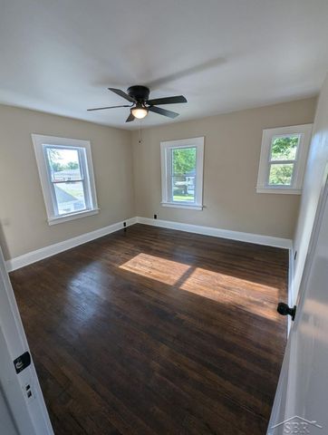 1306 State Street, Saginaw, MI 48602