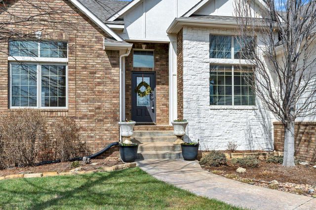 808 E Woodstone Cir, Andover, KS 67002