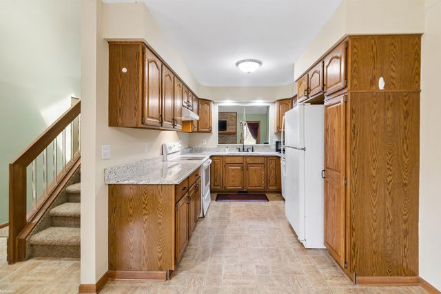 16231 Pine Ridge Drive, Fraser, MI 48026