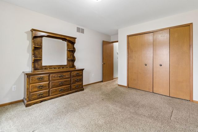 16231 Pine Ridge Drive, Fraser, MI 48026