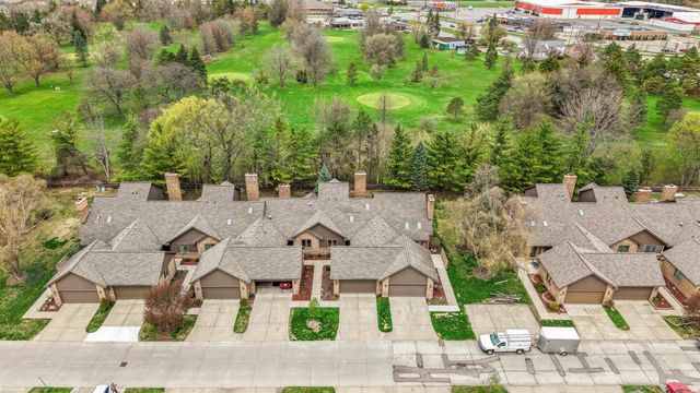 16231 Pine Ridge Drive, Fraser, MI 48026