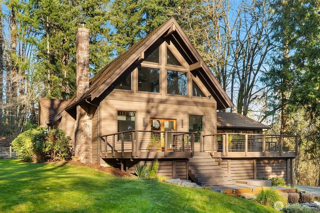 25112 SE 17th Street, Sammamish, WA 98075