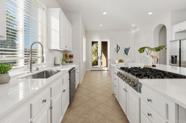 6647 Thrasher Place, Carlsbad, CA 92011