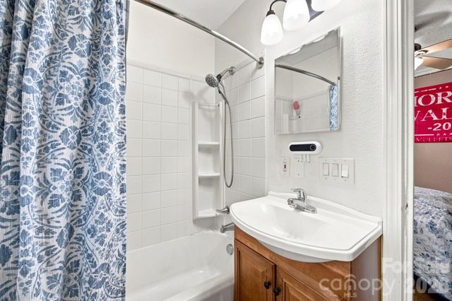 2102 Englewood Street, Kannapolis, NC 28083
