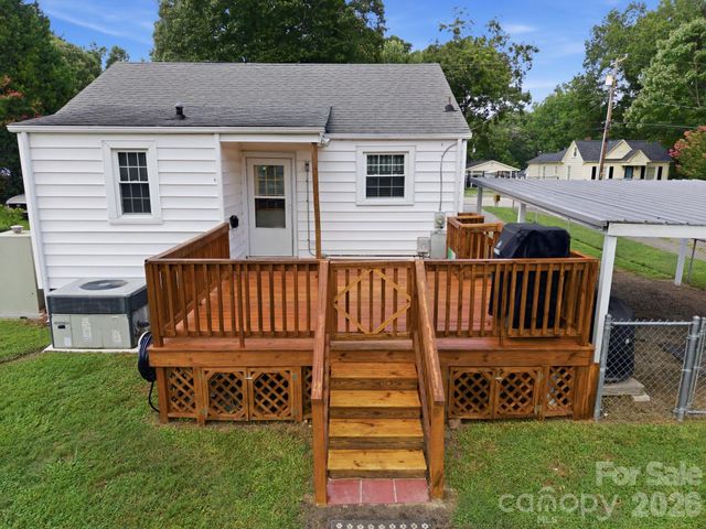 2102 Englewood Street, Kannapolis, NC 28083