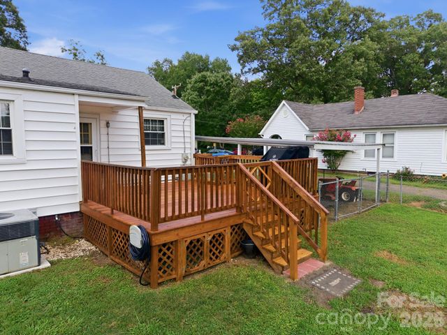 2102 Englewood Street, Kannapolis, NC 28083