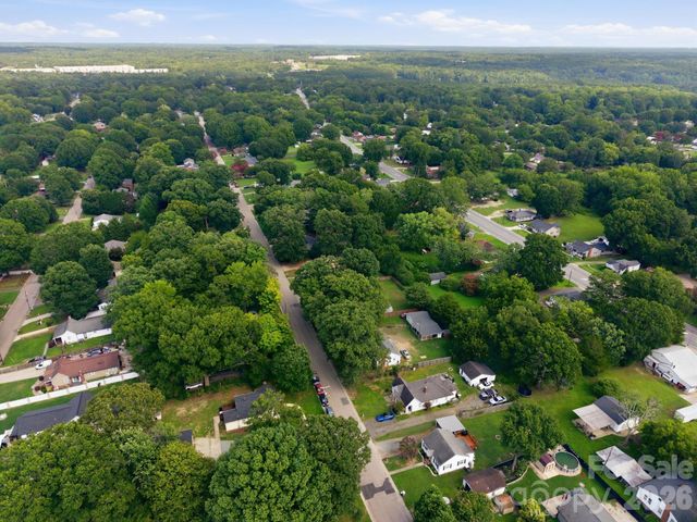 2102 Englewood Street, Kannapolis, NC 28083