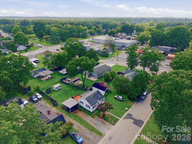 2102 Englewood Street, Kannapolis, NC 28083