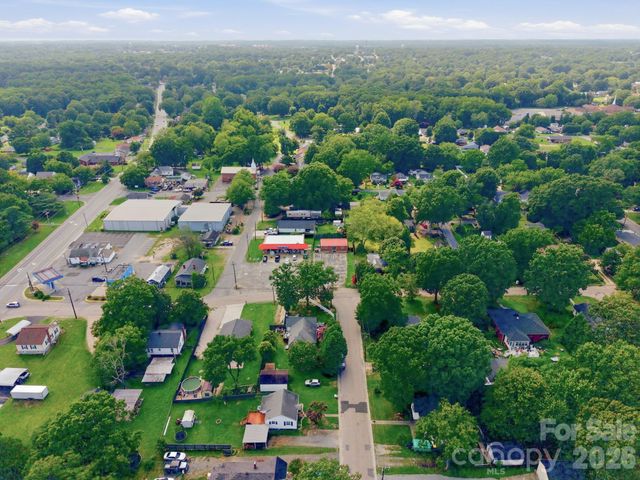 2102 Englewood Street, Kannapolis, NC 28083