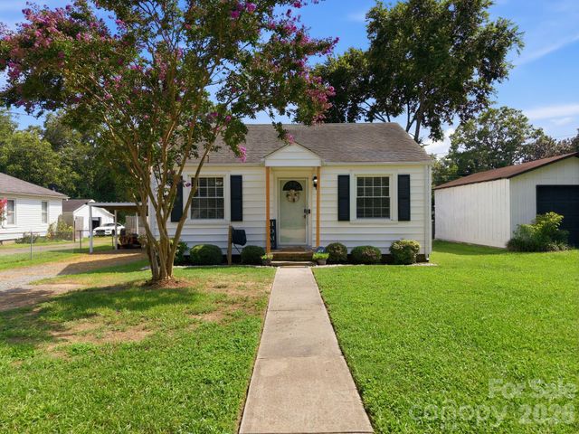 2102 Englewood Street, Kannapolis, NC 28083