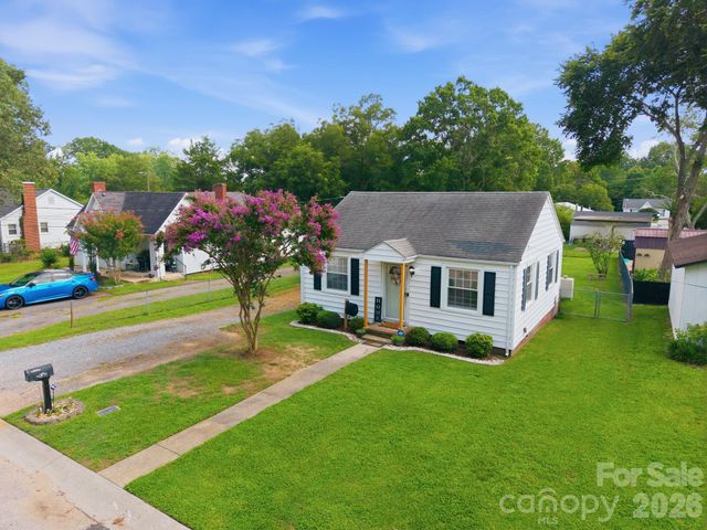 2102 Englewood Street, Kannapolis, NC 28083