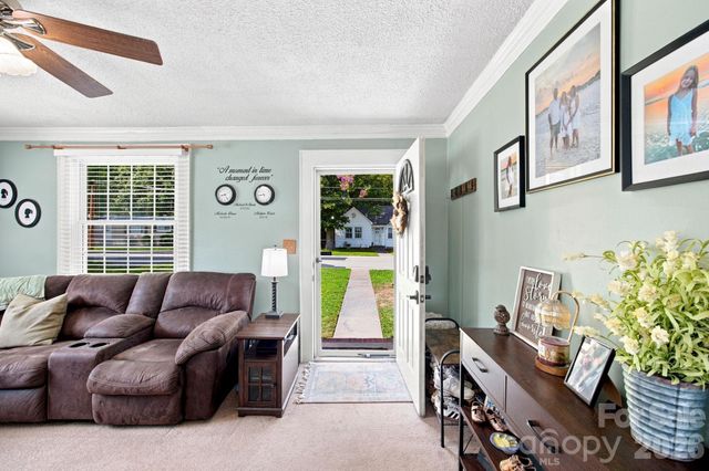 2102 Englewood Street, Kannapolis, NC 28083