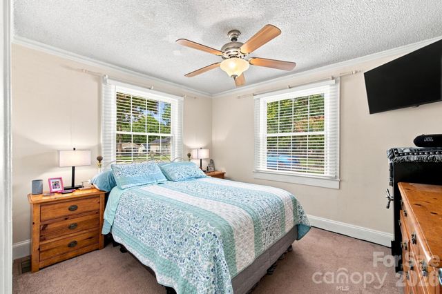 2102 Englewood Street, Kannapolis, NC 28083