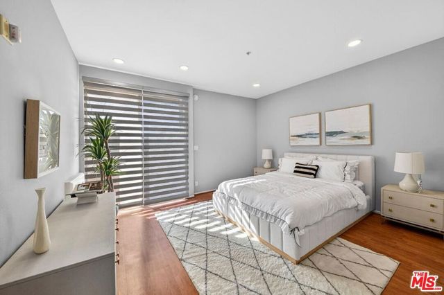 333 Westminster Avenue 405, Los Angeles, CA 90020