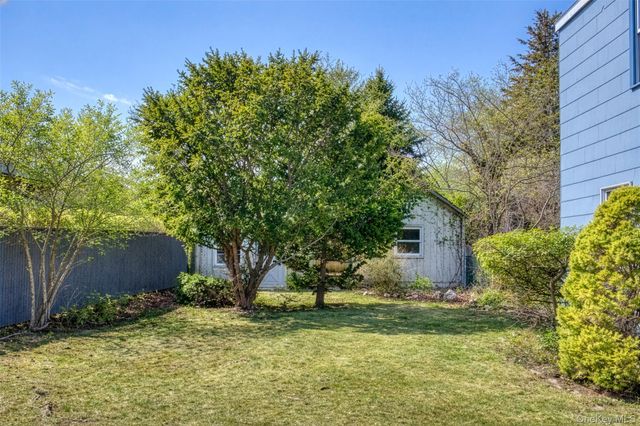 415 Sterling Place, Greenport, NY 11944