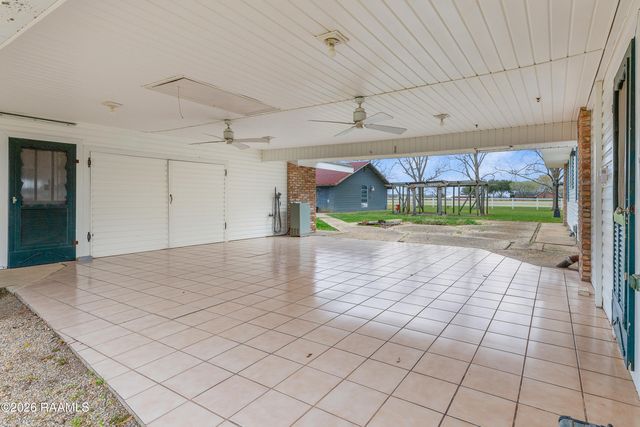 3672 Highway 3043, Opelousas, LA 70570