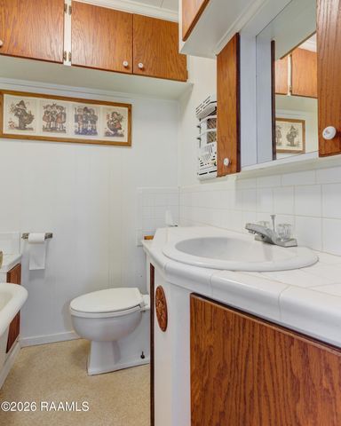 3672 Highway 3043, Opelousas, LA 70570