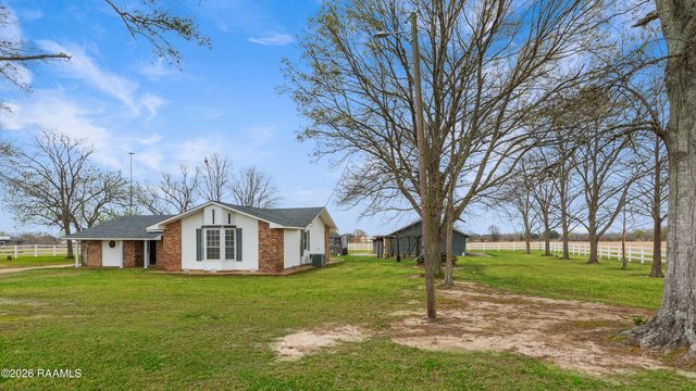 3672 Highway 3043, Opelousas, LA 70570