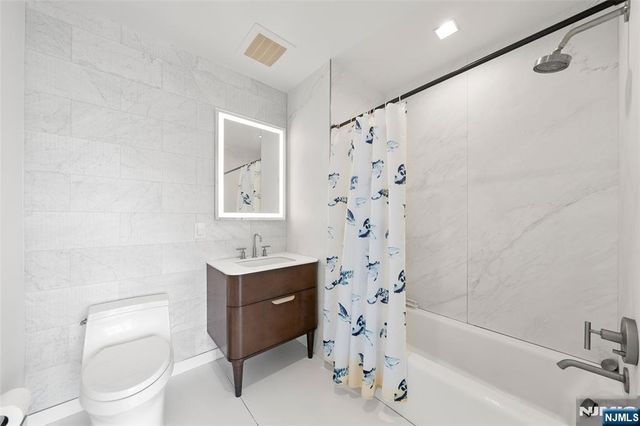 320 Adolphus Avenue 1102, Cliffside Park, NJ 07010