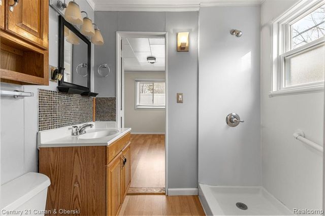 17285 Wood Street, Melvindale, MI 48122