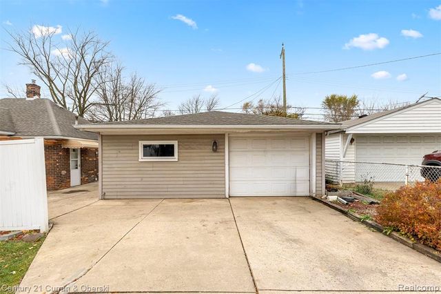 17285 Wood Street, Melvindale, MI 48122