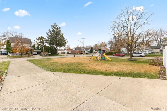 17285 Wood Street, Melvindale, MI 48122