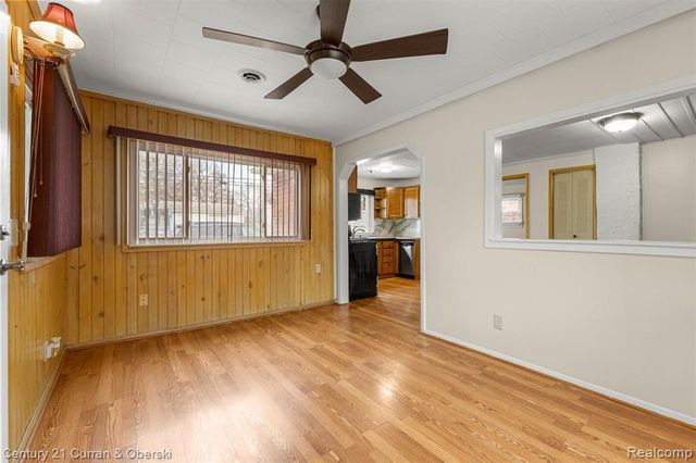 17285 Wood Street, Melvindale, MI 48122