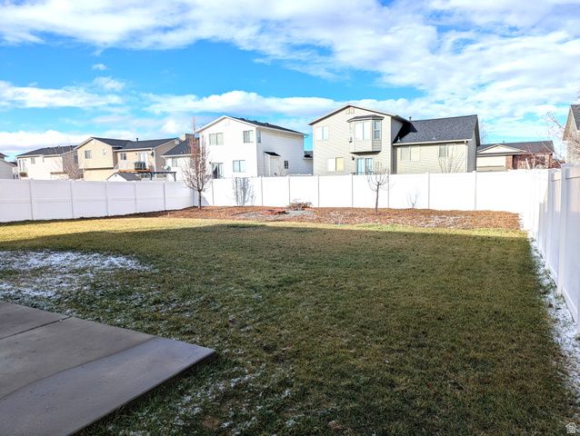 2928 W 2075 S, Syracuse, UT 84075