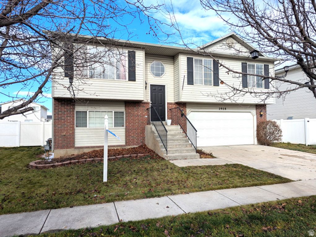 2928 W 2075 S, Syracuse, UT 84075