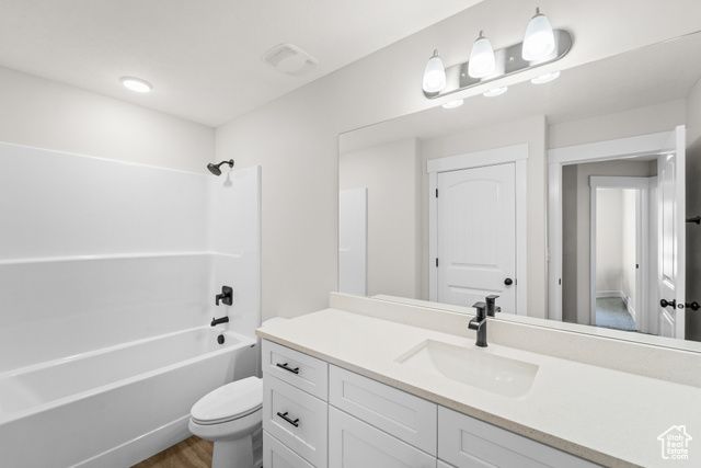 896 E 100 S, Mt Pleasant, UT 84647