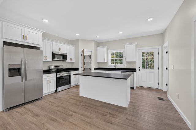 171 Coley Ct, Lafayette, TN 37083
